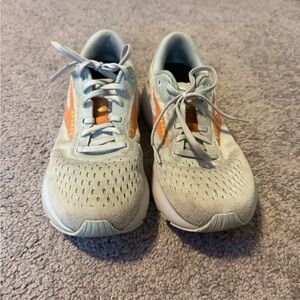 Brooks Ghost Running Sneakers